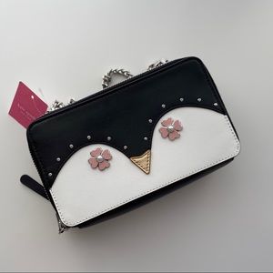 Frosty Chain Double Zip Crossbody In Black